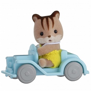 Sylvanian Families. Младенец в пластиковом сундучке - Бельчонок на машине (Epoch, 5203st)